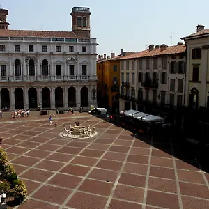 Konukevi Indisparte, Bergamo